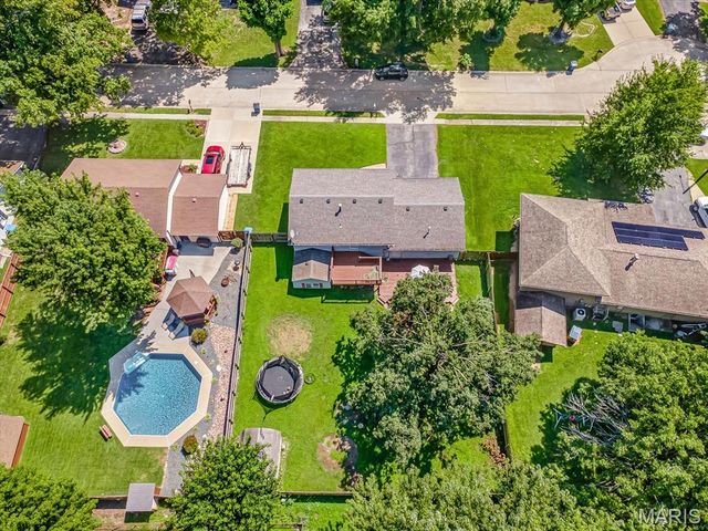 41 Steelecrest Lane, Granite City, IL 62040