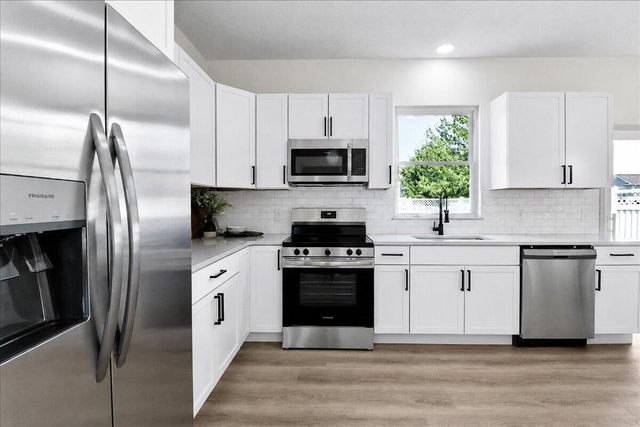 1091 Eberton Avenue, Blacklick, OH 43004