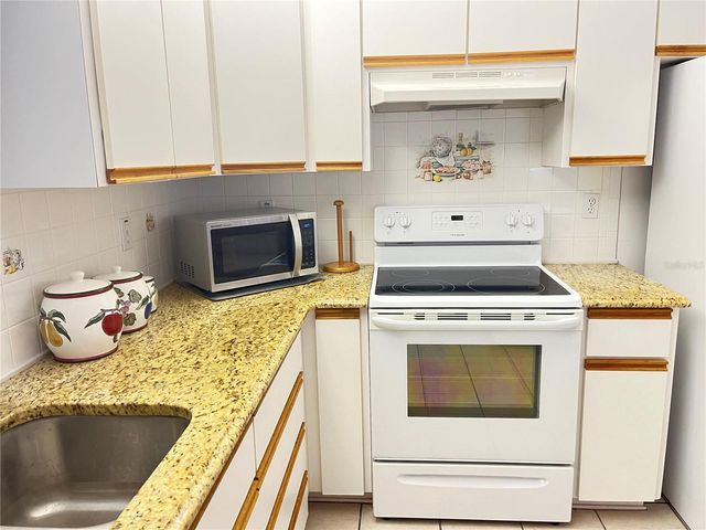 17544 SE 97TH AVENUE, Summerfield, FL 34491
