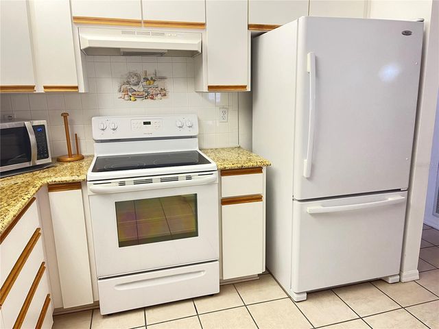17544 SE 97TH AVENUE, Summerfield, FL 34491