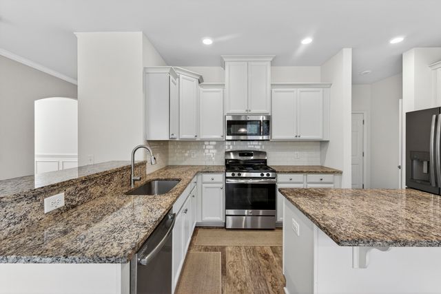 691 Redbud Lane, Summerville, SC 29483