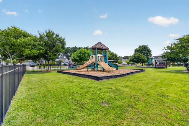 691 Redbud Lane, Summerville, SC 29483