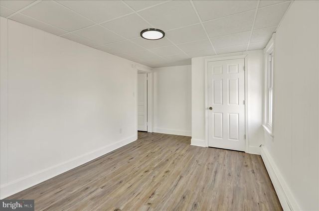 23 N FRONT ST, Womelsdorf, PA 19567