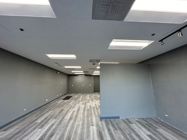 1520 W Algonquin Road, Palatine, IL 60067