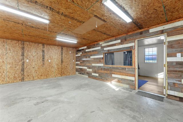 210 W Mulberry Avenue, Wharton, TX 77488