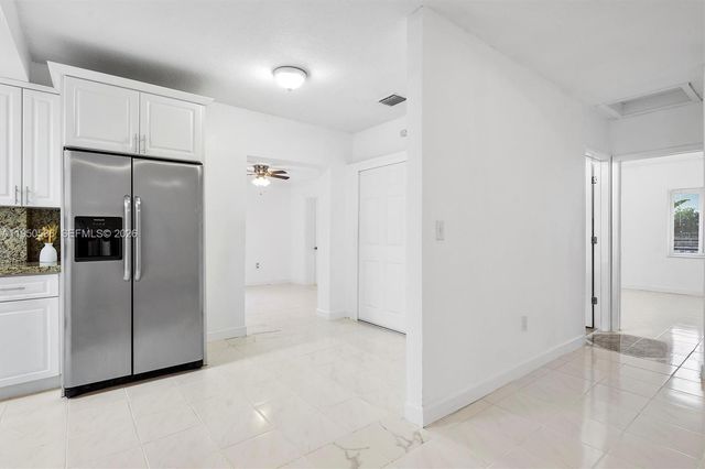 934 E 22nd St 934, Hialeah, FL 33013