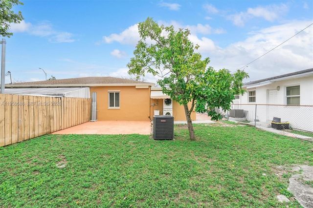 934 E 22nd St 934, Hialeah, FL 33013