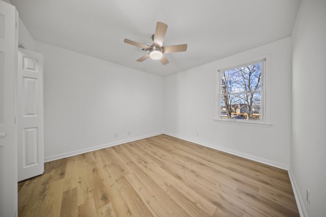 371 Manorstone Ln, Clarksville, TN 37042