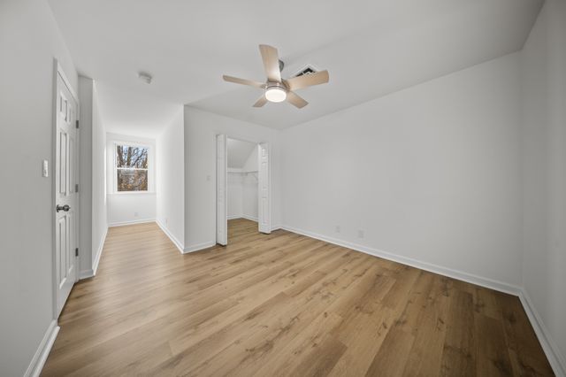 371 Manorstone Ln, Clarksville, TN 37042