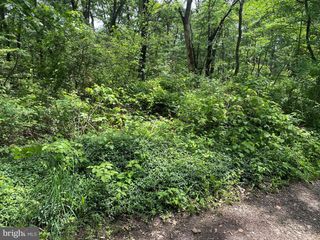 OAKWOOD STREET, Cumberland, MD 21502
