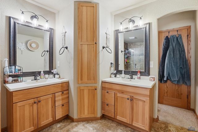 153 SAVOY CIRCLE, Rapid City, SD 57701