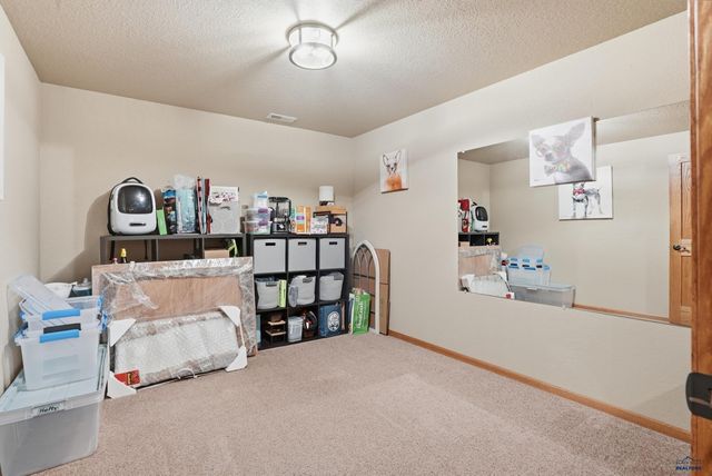 153 SAVOY CIRCLE, Rapid City, SD 57701