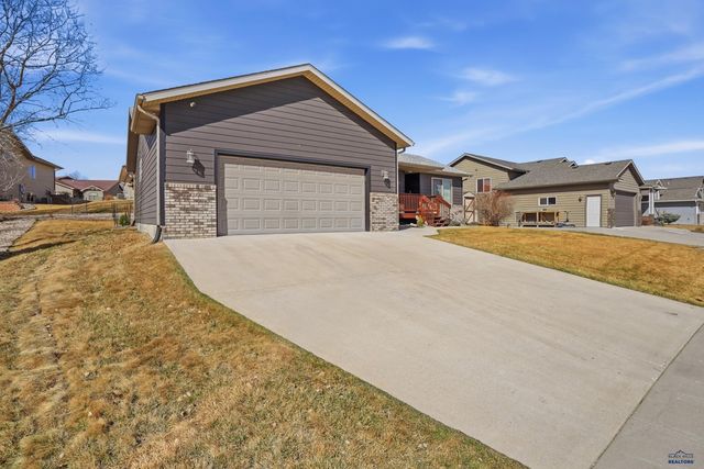 153 SAVOY CIRCLE, Rapid City, SD 57701