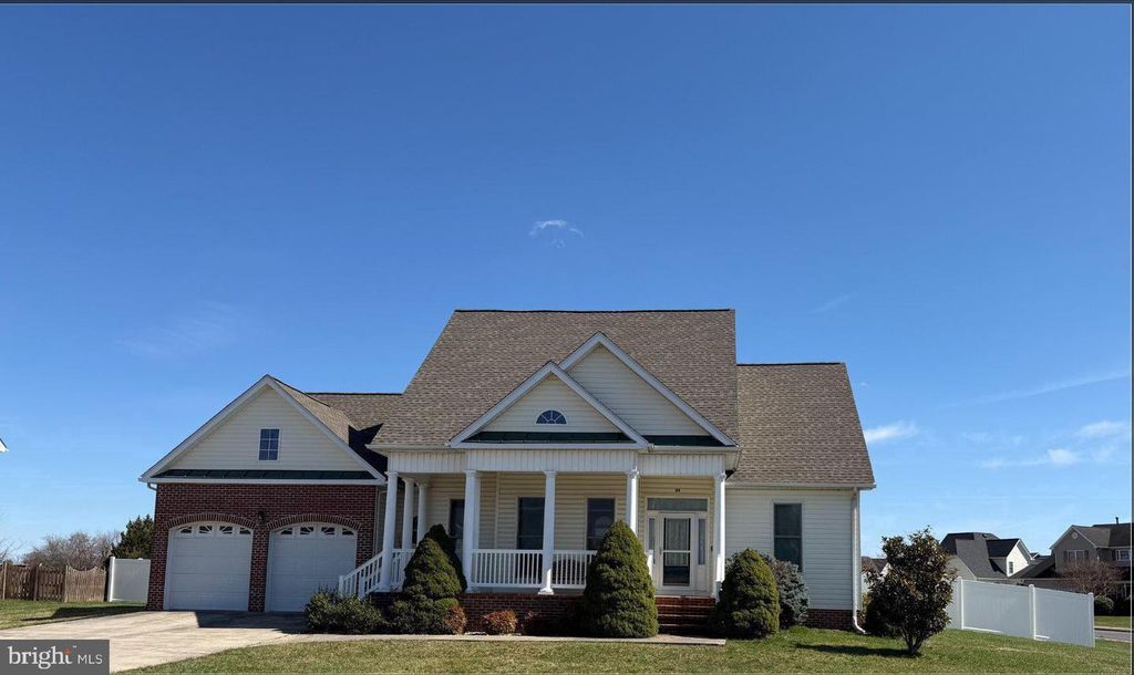 300 CLYDESDALE DR, Stephens City, VA 22655