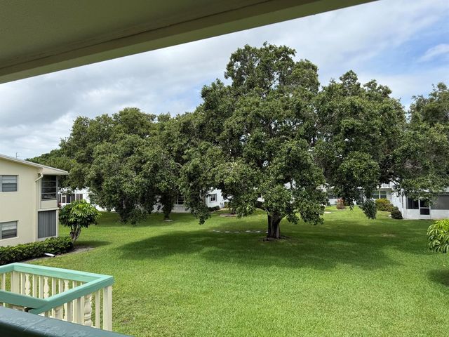 362 Oakridge T, Deerfield Beach, FL 33442