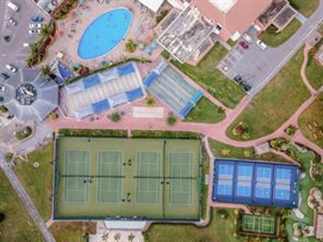 362 Oakridge T, Deerfield Beach, FL 33442