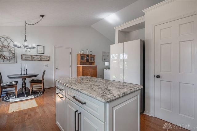 10 Brookfield Court, Springboro, OH 45066