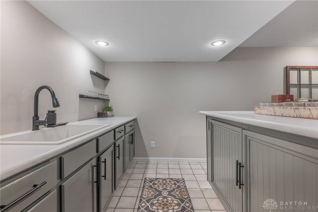 10 Brookfield Court, Springboro, OH 45066