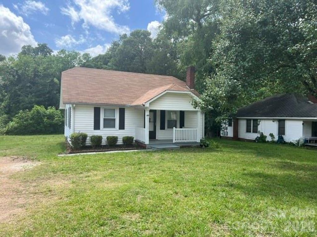 691 Harris Street NW, Concord, NC 28025