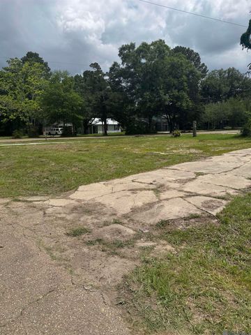 4873 Longfellow Dr, Baton Rouge, LA 70805