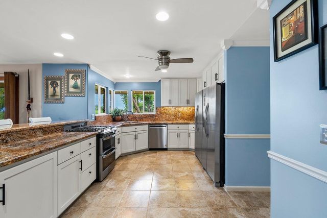 56 S Iwa Pl, Lahaina, HI 96753