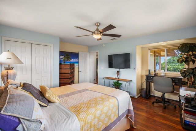 56 S Iwa Pl, Lahaina, HI 96753