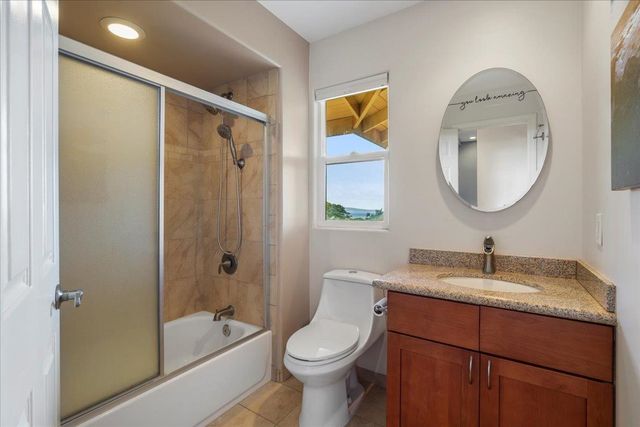 56 S Iwa Pl, Lahaina, HI 96753