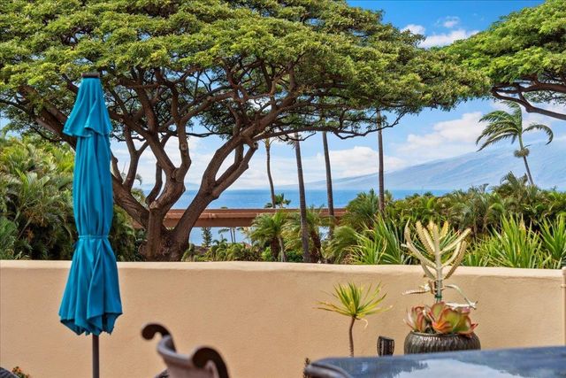 56 S Iwa Pl, Lahaina, HI 96753