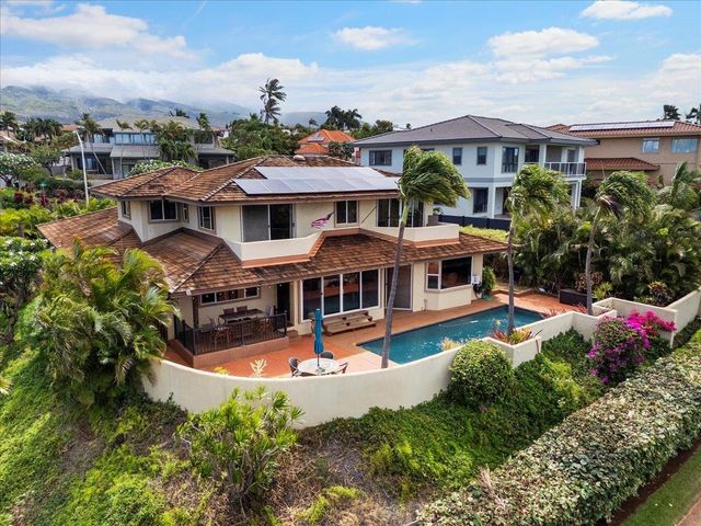 56 S Iwa Pl, Lahaina, HI 96753
