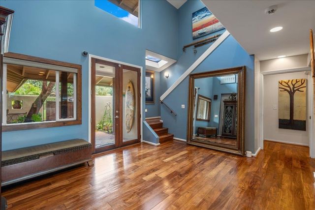 56 S Iwa Pl, Lahaina, HI 96753