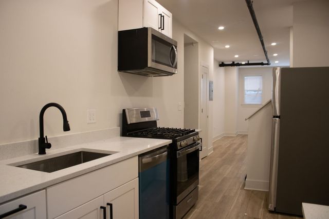 6254 N Whipple Street G, Chicago, IL 60659