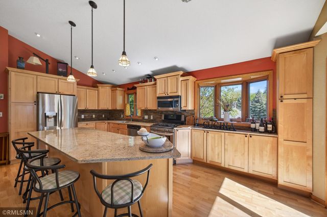 5018 Lemire Lane, White Bear Lake, MN 55110