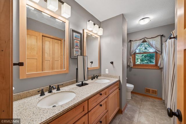 5018 Lemire Lane, White Bear Lake, MN 55110