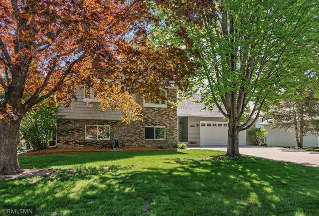 5018 Lemire Lane, White Bear Lake, MN 55110