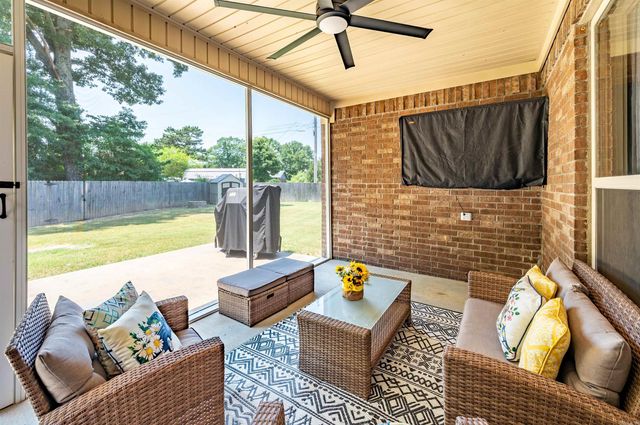 226 Jackson Park Cove, Cabot, AR 72023