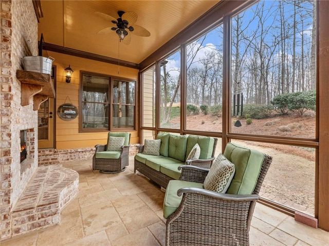 6147 Golf View Court, Jefferson, GA 30549