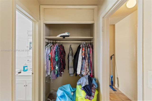 53 NW 169th St, North Miami Beach, FL 33169