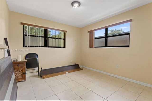 53 NW 169th St, North Miami Beach, FL 33169