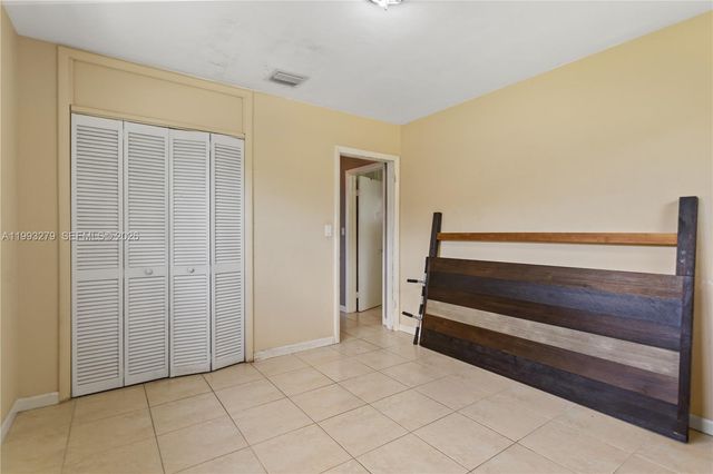 53 NW 169th St, North Miami Beach, FL 33169