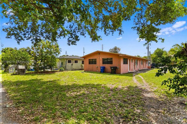 53 NW 169th St, North Miami Beach, FL 33169