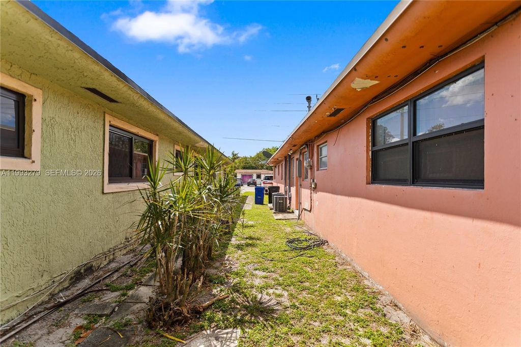Image 38 of property listing at 53 NW 169th St, North Miami Beach, FL 33169