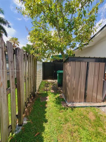 2020 NE 203rd St, Miami, FL 33179