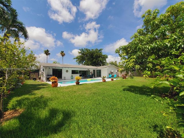 2020 NE 203rd St, Miami, FL 33179
