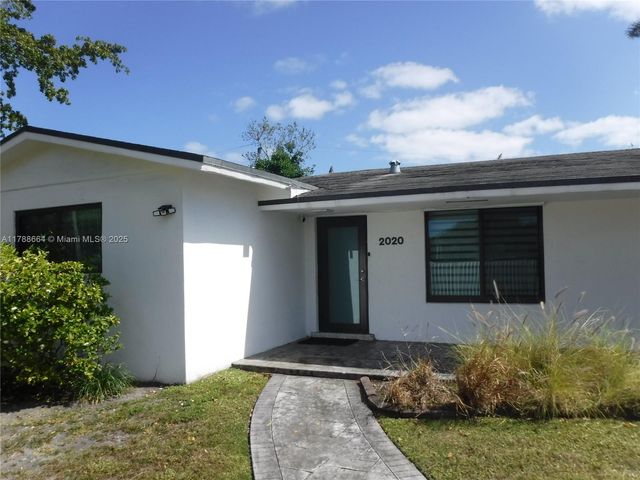 2020 NE 203rd St, Miami, FL 33179
