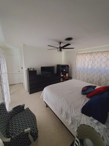 2020 NE 203rd St, Miami, FL 33179