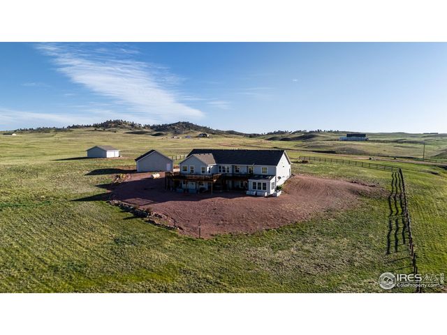 631 Linecamp Dr, Livermore, CO 80536