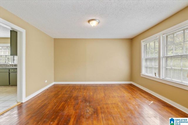 304 23RD AVENUE NE, Center Point, AL 35215