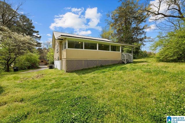 304 23RD AVENUE NE, Center Point, AL 35215