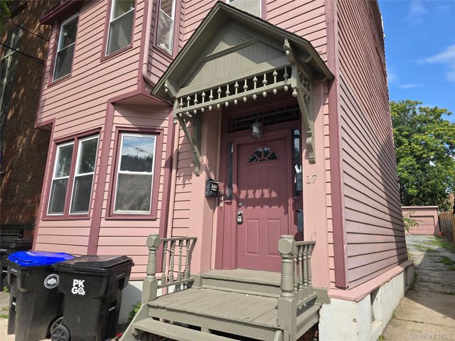17 N Clover Street, Poughkeepsie, NY 12601