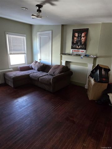 17 N Clover Street, Poughkeepsie, NY 12601